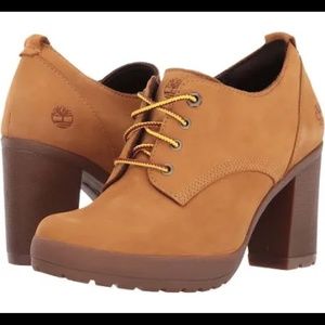 Women’s Timberland Camdale Boot Size 9 LIKE NEW